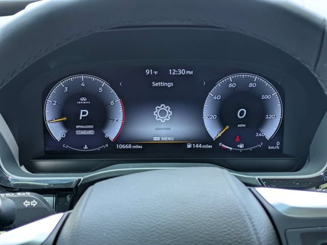 Used 2025 Gray INFINITI LUXE image 31