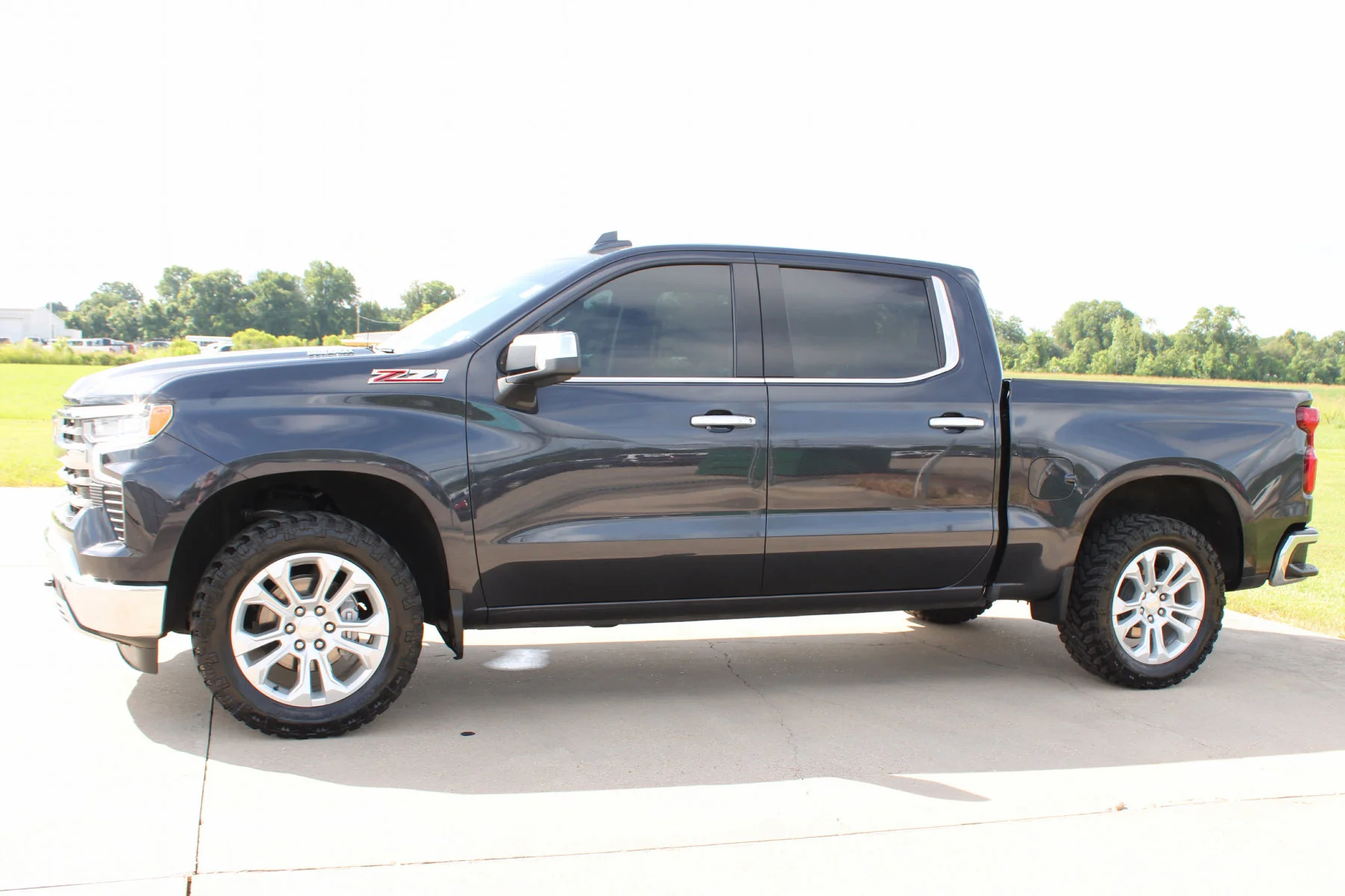 Used 2023 Dark Ash Metallic Chevrolet 4WD Crew Cab 147 LTZ image 37