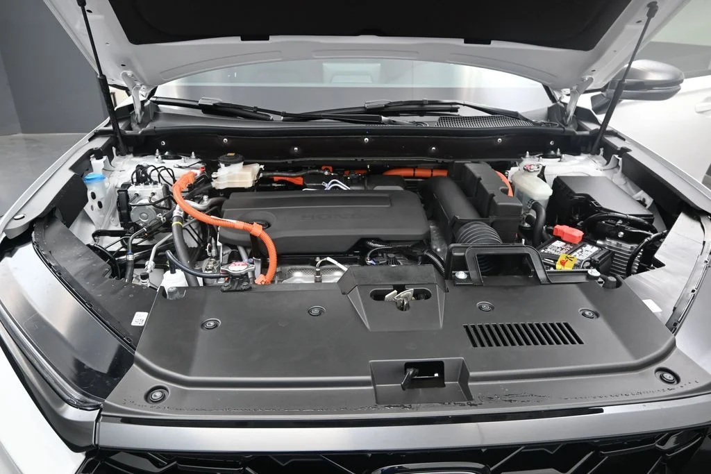 New 2026 Platinum White Pearl Honda Sport Touring image 12