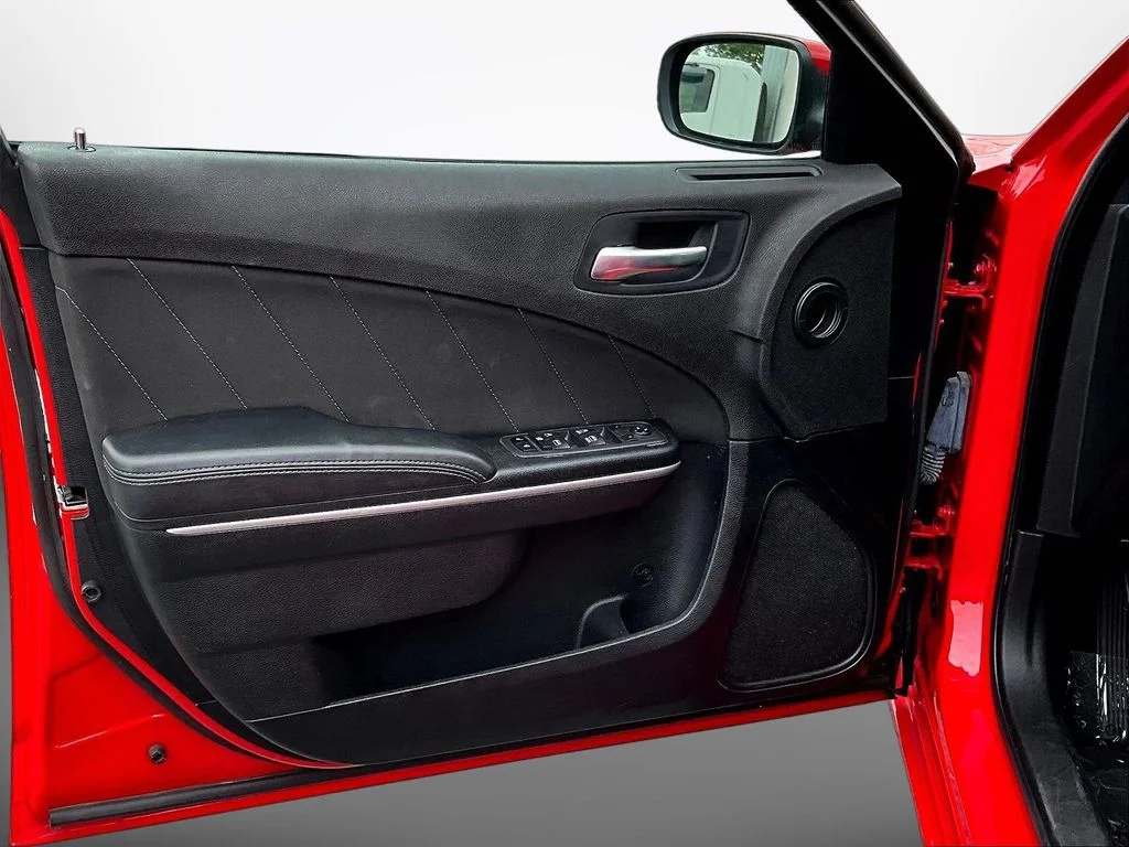 Certified Used 2022 Red Dodge SXT image 19