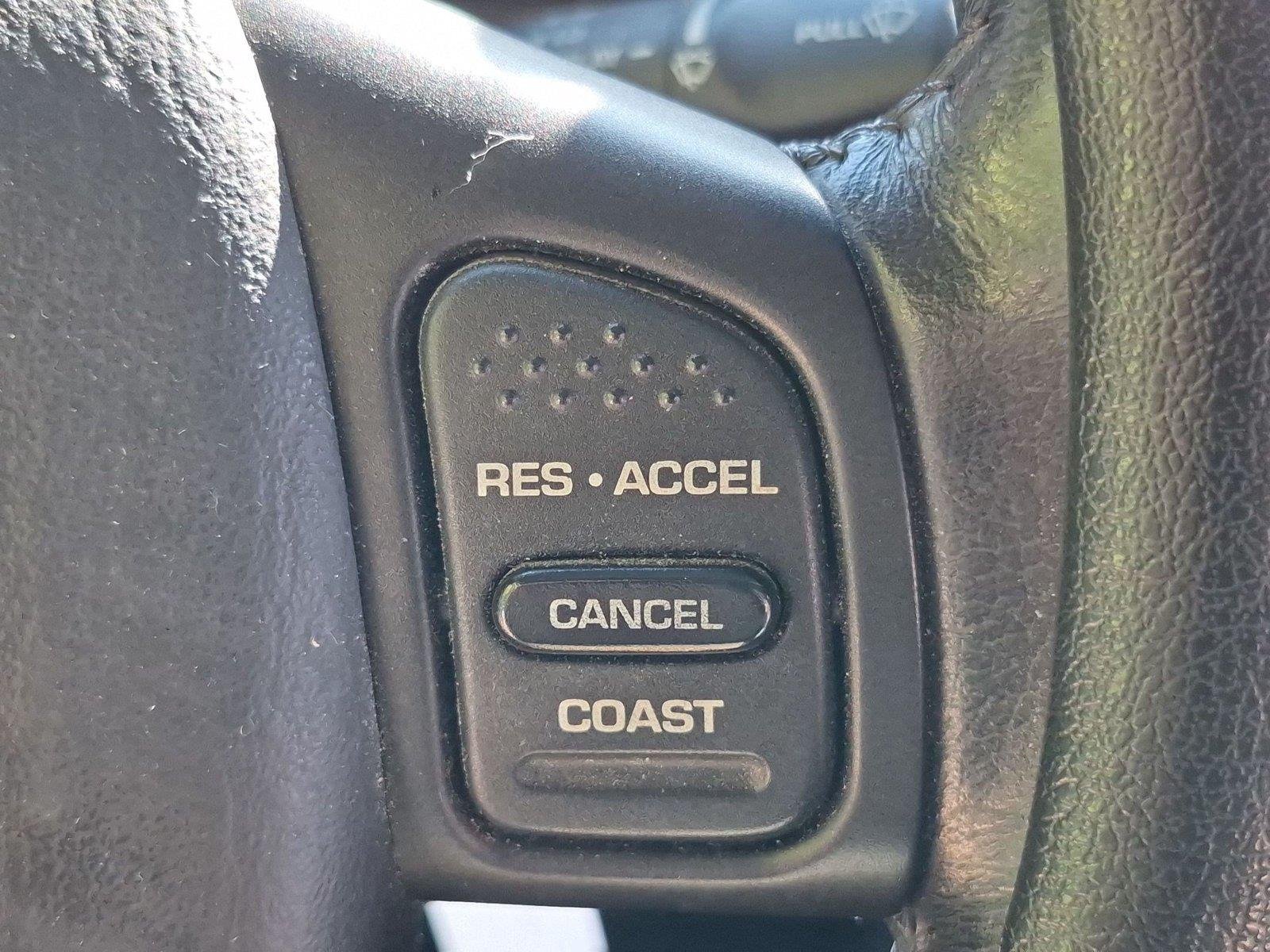Used 2003  Jeep Sport image 19