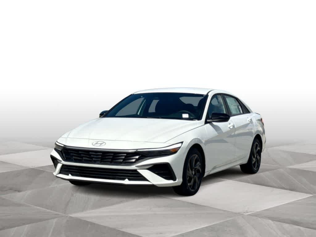 2026 Hyundai Elantra SEL Sport - Photo 4