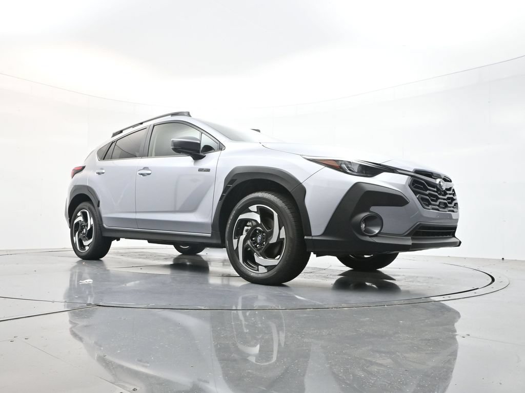 Used 2026 Ice Silver Metallic Subaru Limited image 26