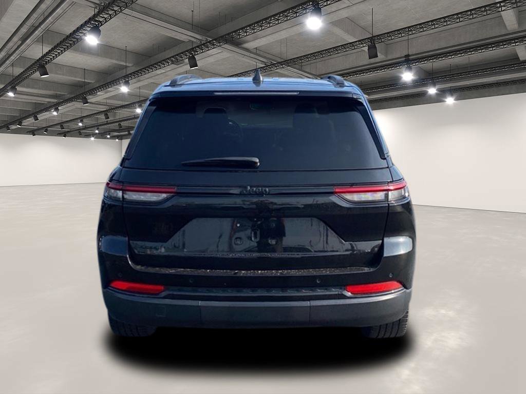 2022 Jeep Grand Cherokee Altitude - Photo 6