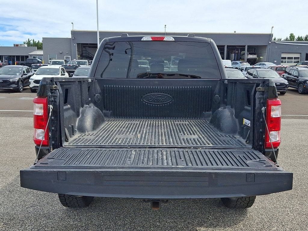 Used 2023 Black Metallic Ford XL image 29
