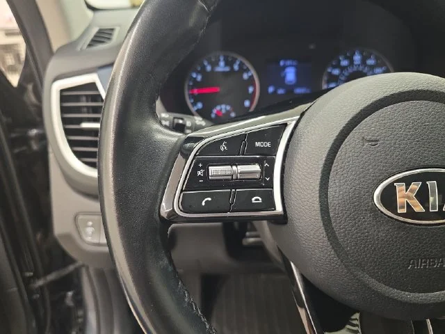 Used 2021 Gravity Gray Kia S image 29