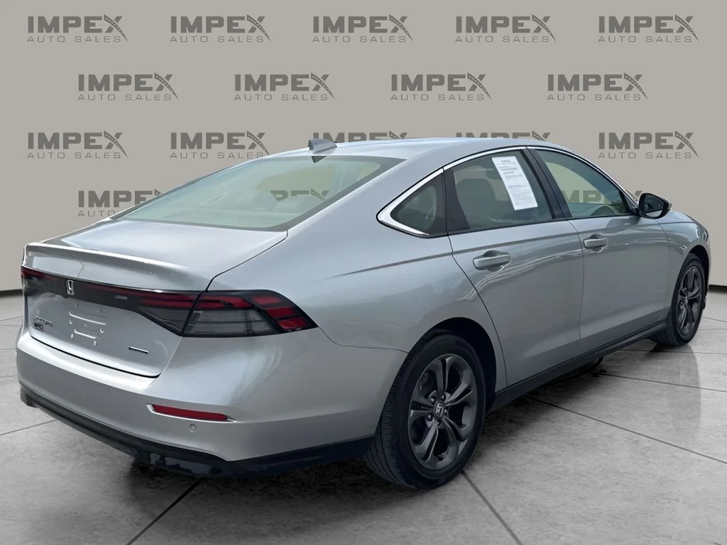 Used 2025 Gray Honda EX-L image 5