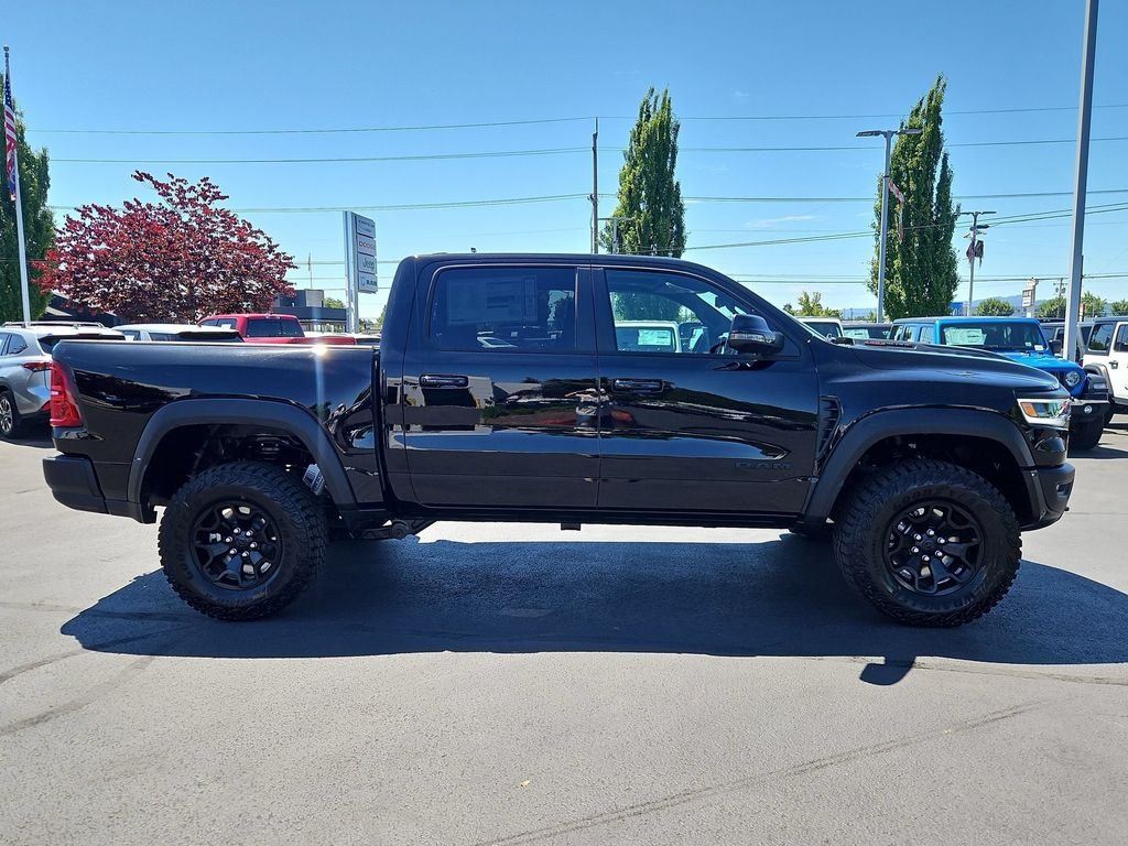 New 2026 Diamond Black Crystal Pearl-Coat Exterior Paint RAM RHO image 7