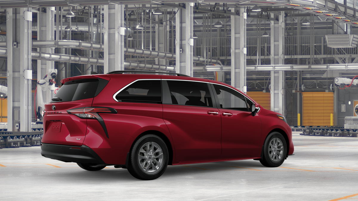 New 2026 Ruby Flare Pearl Toyota XLE image 10