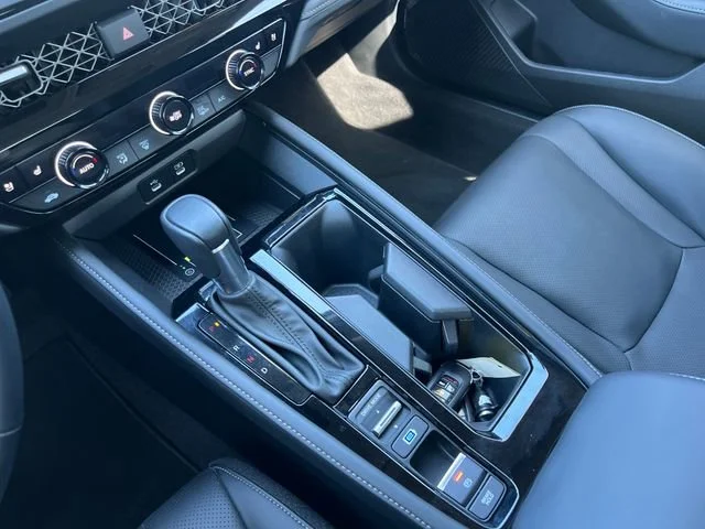 2023 Honda Accord Hybrid Touring - Photo 25