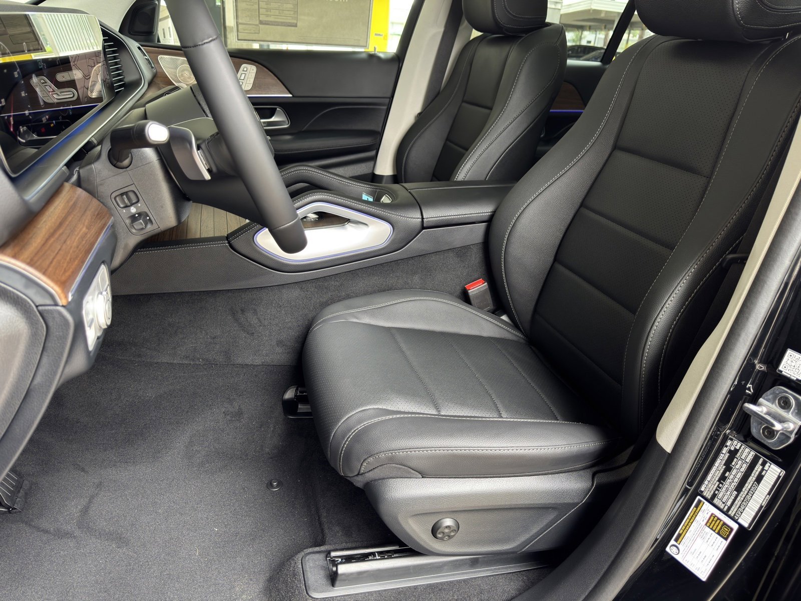 New 2025 Black Mercedes-Benz GLE 350 image 38