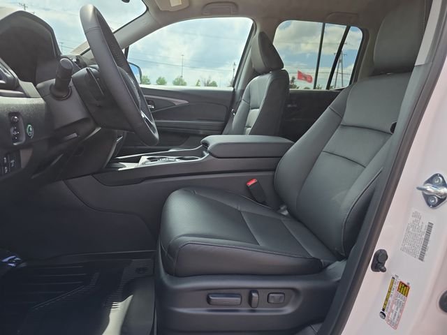 New 2026 Platinum White Pearl Honda RTL image 6