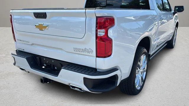 Used 2025 Beige Chevrolet High Country image 36