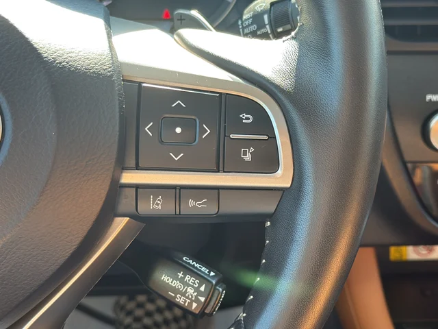 Used 2021 Silver Lexus 350 image 21