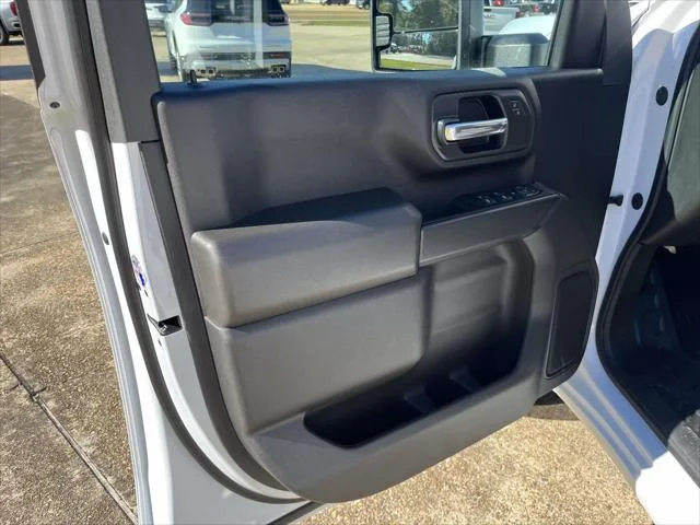2026 GMC Sierra 2500HD Pro - Photo 8