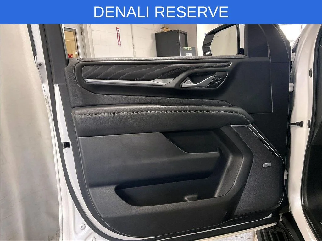 Used 2024 White GMC Denali image 9