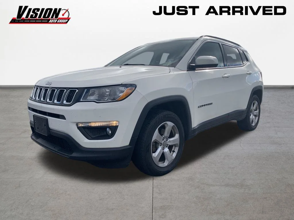 Used 2019 White Jeep Latitude image 1
