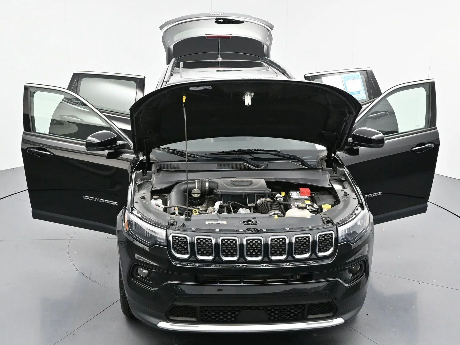 Used 2023 Diamond Black Crystal Pearlcoat Jeep Limited image 45