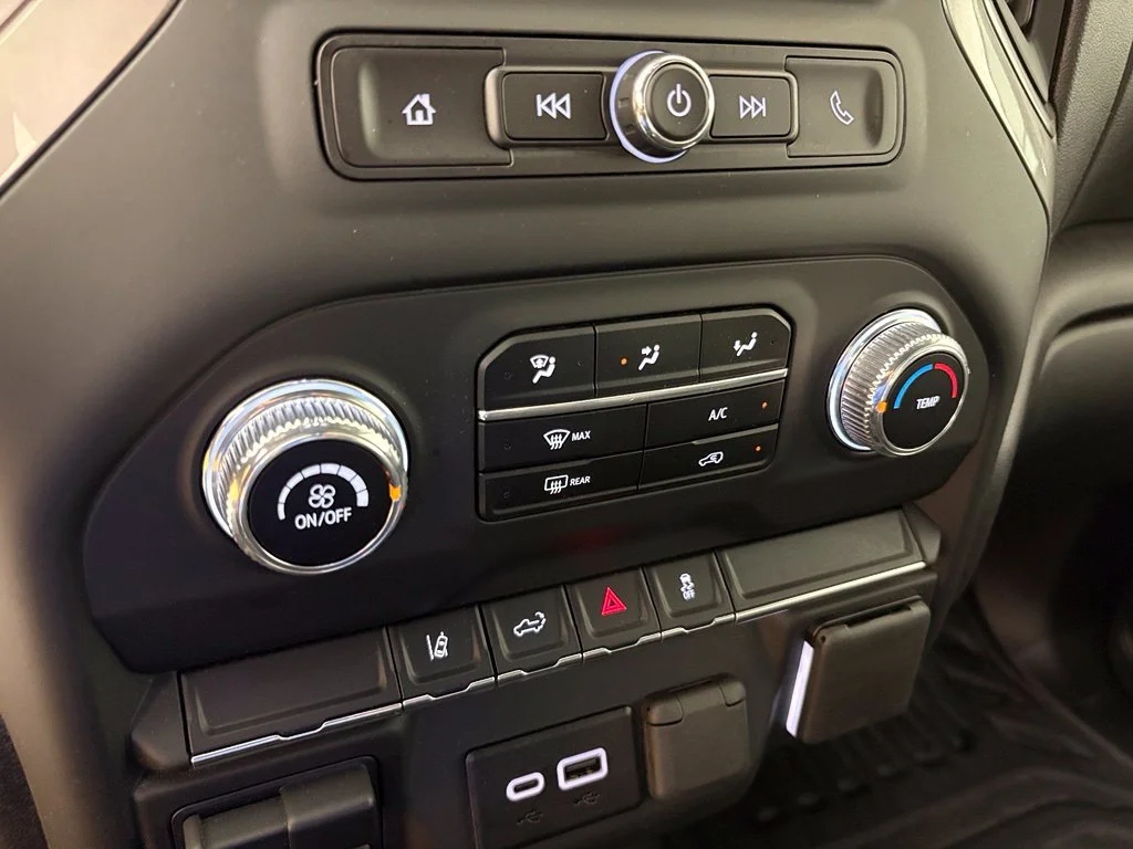 Used 2024 White GMC Pro image 26