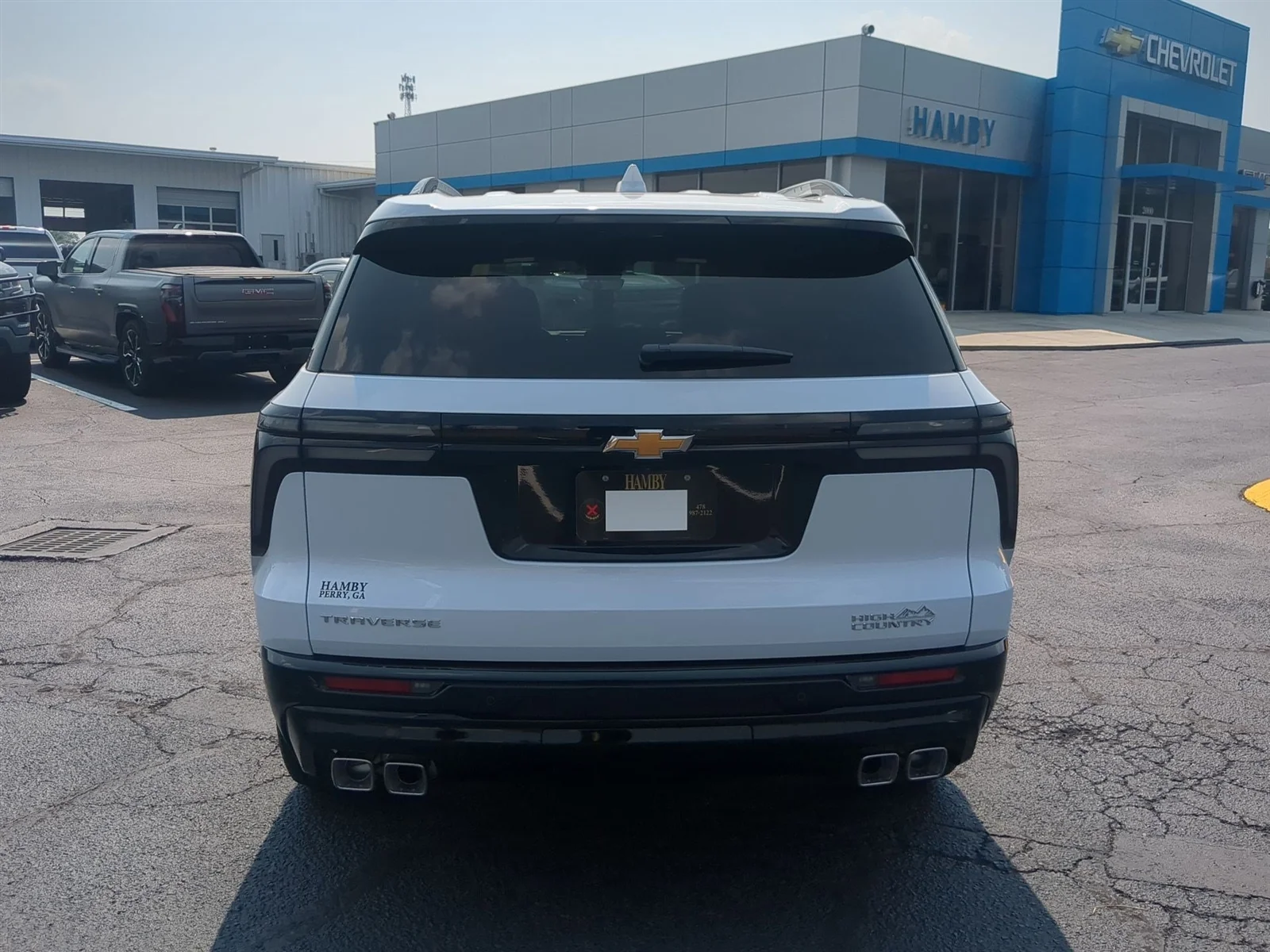 New 2026 Polar White Tricoat Chevrolet High Country image 31