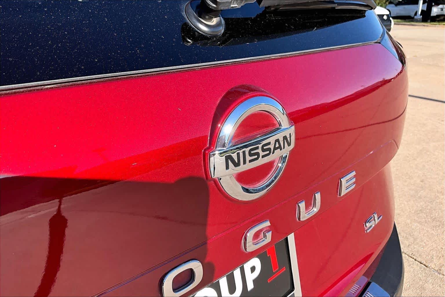 Used 2021 Scarlet Ember Tintcoat Nissan SL image 28