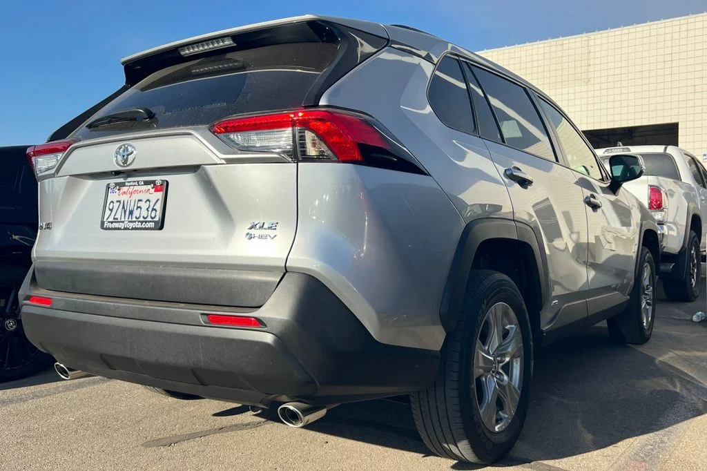 Certified Used 2025 Silver Toyota XLE image 6