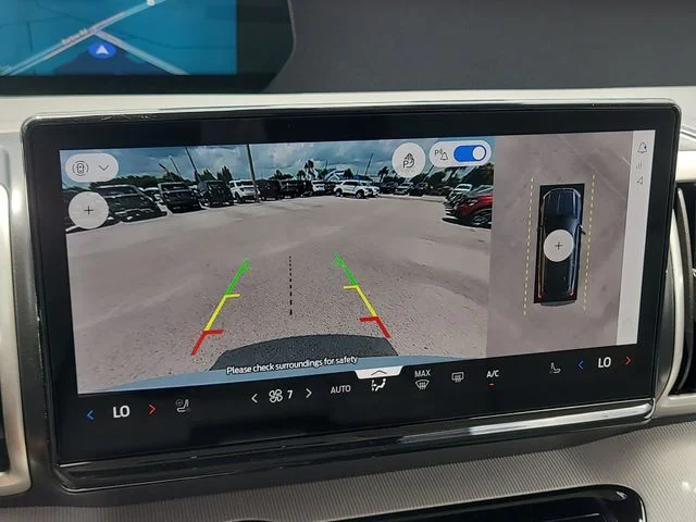 New 2026 Oxford White Ford Active image 29