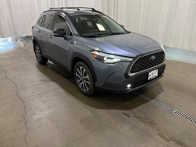 2025 Toyota Corolla Cross XLE