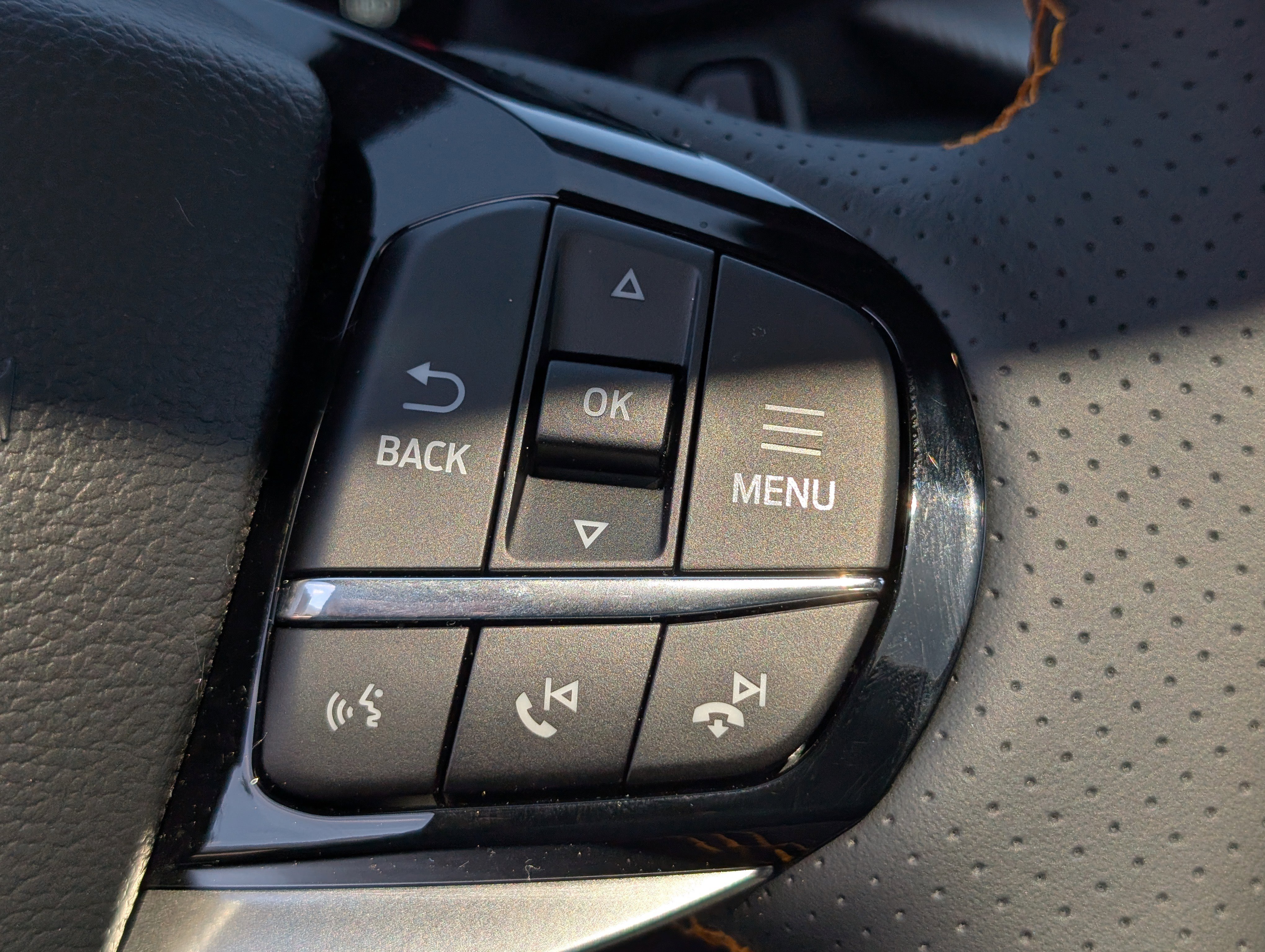 New 2026 Carbonized Gray Metallic FORD Tremor image 22