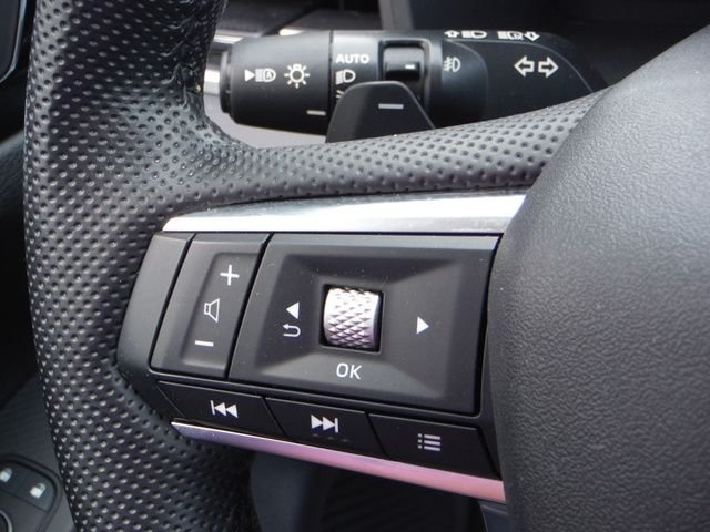 Used 2022 Black Mitsubishi SEL image 35