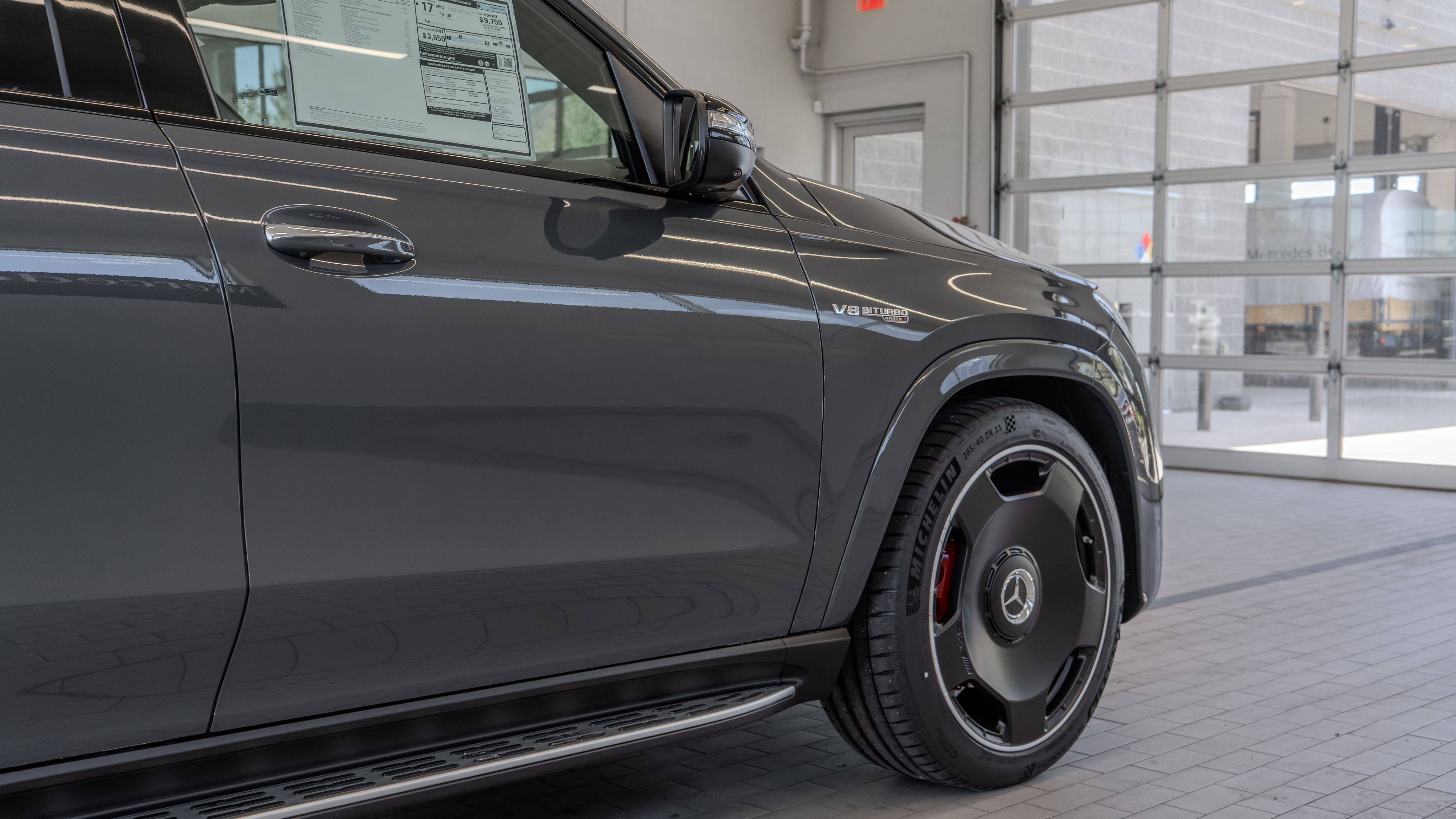 New 2026 MANUFAKTUR Silicon Grey Mercedes-Benz GLS 63 AMG® image 32