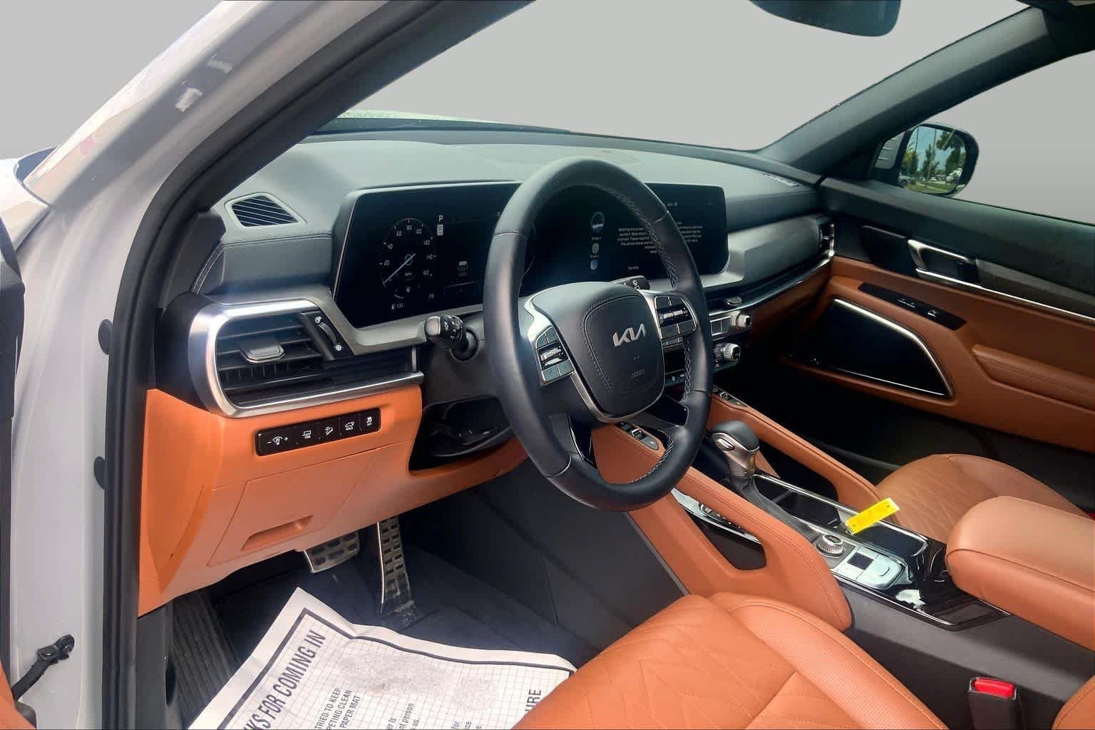 Certified Used 2024 Wolf Gray Kia SX X-Line image 17