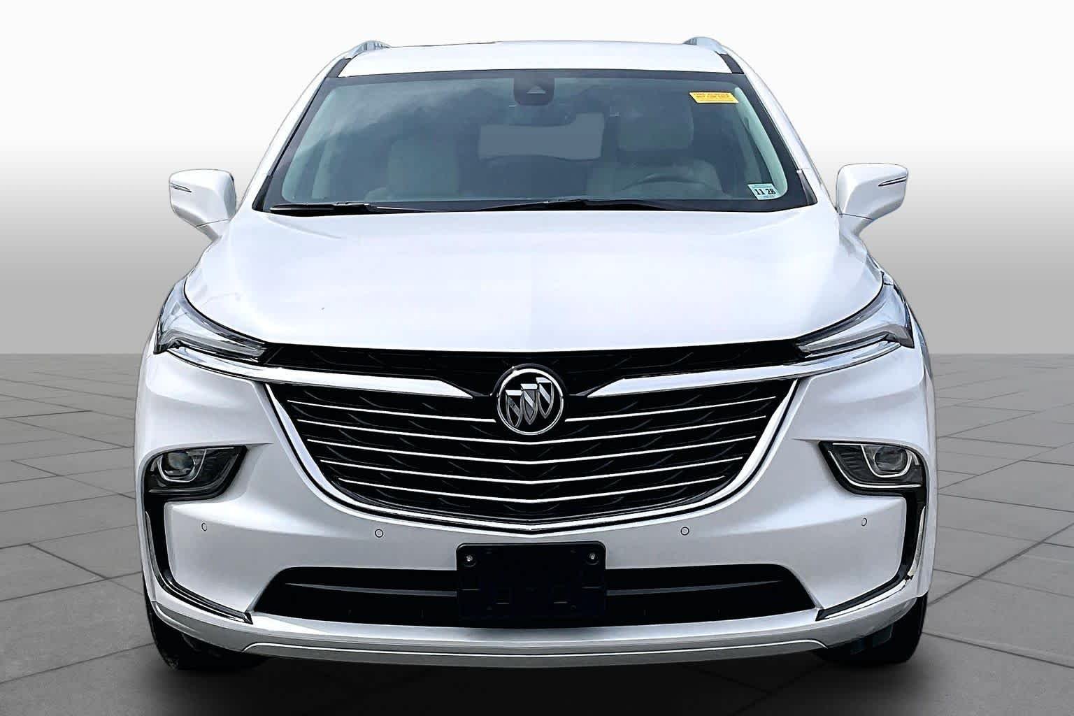 Used 2024 White Frost Tricoat Buick Essence image 7