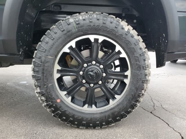 New 2026 Forged Blue Metallic Exterior Paint RAM Tradesman image 9