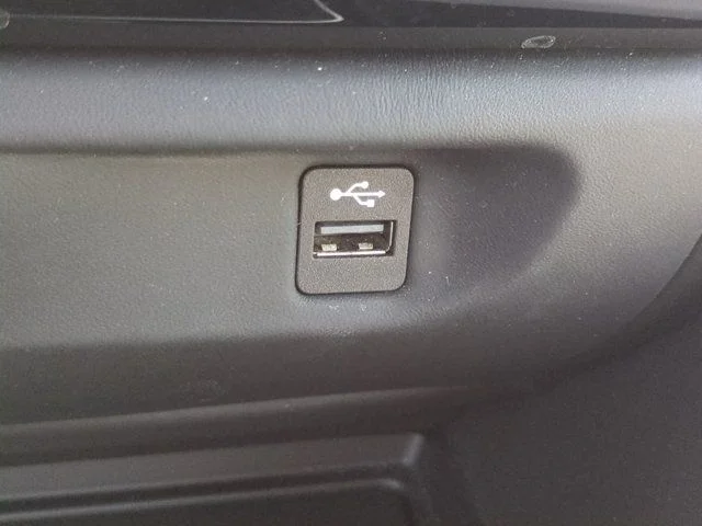 Used 2020 White BMW Base image 21