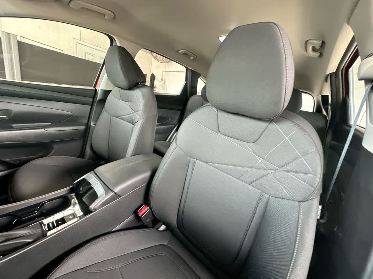 2026 Hyundai Tucson SE - Photo 14