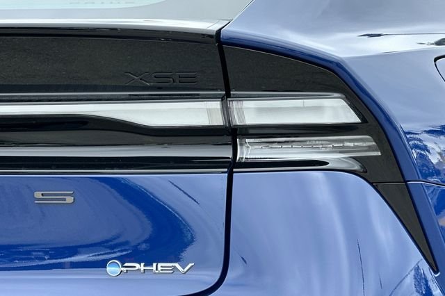 New 2026 Reservoir Blue Toyota XSE image 30