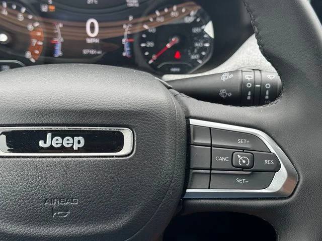 Certified Used 2024 Blue Jeep Latitude image 25