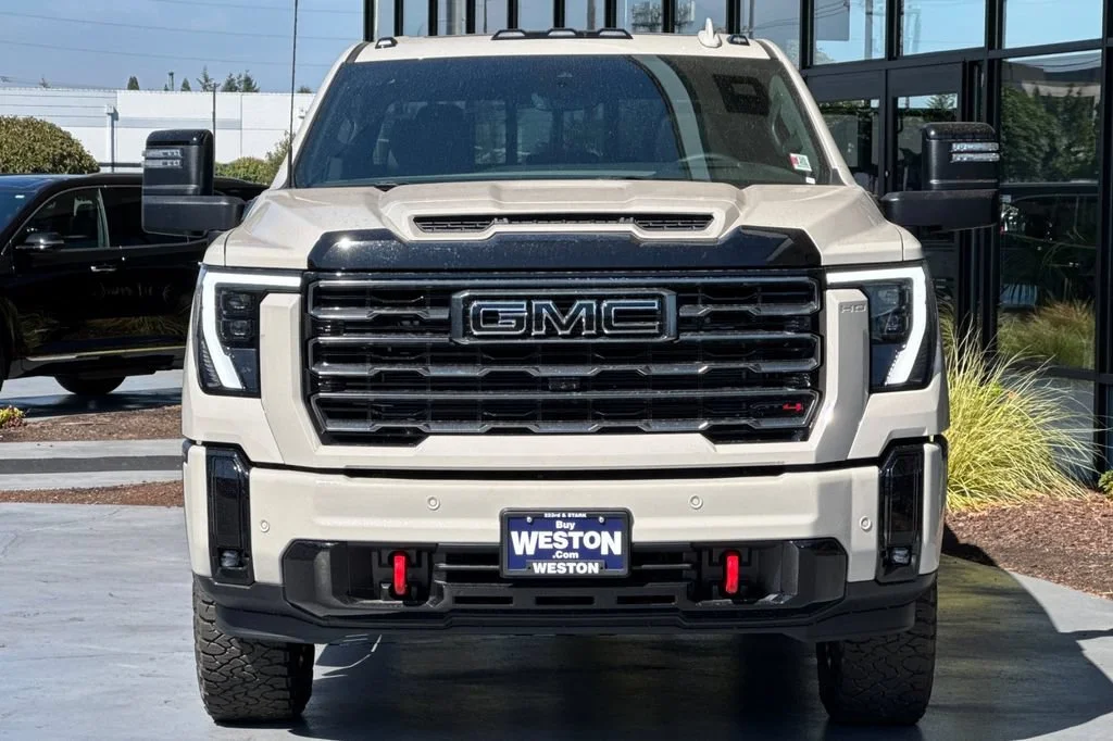 2026 GMC Sierra 3500HD AT4 - Photo 6