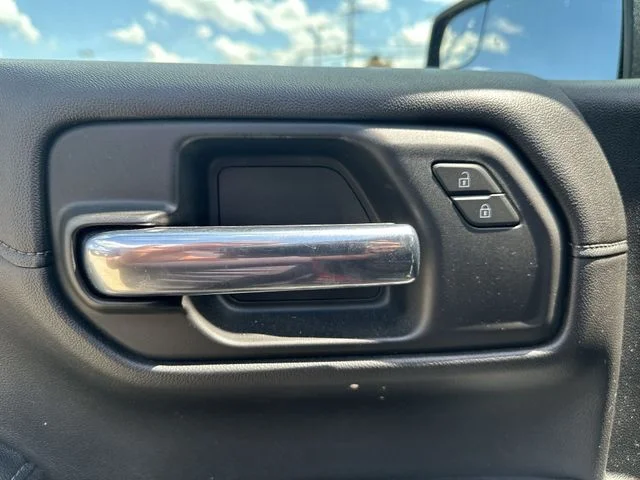 Used 2019 Red Chevrolet LT image 51