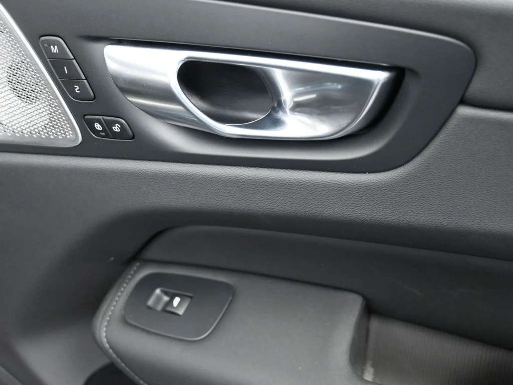 New 2026 Denim Blue Volvo Ultra image 19