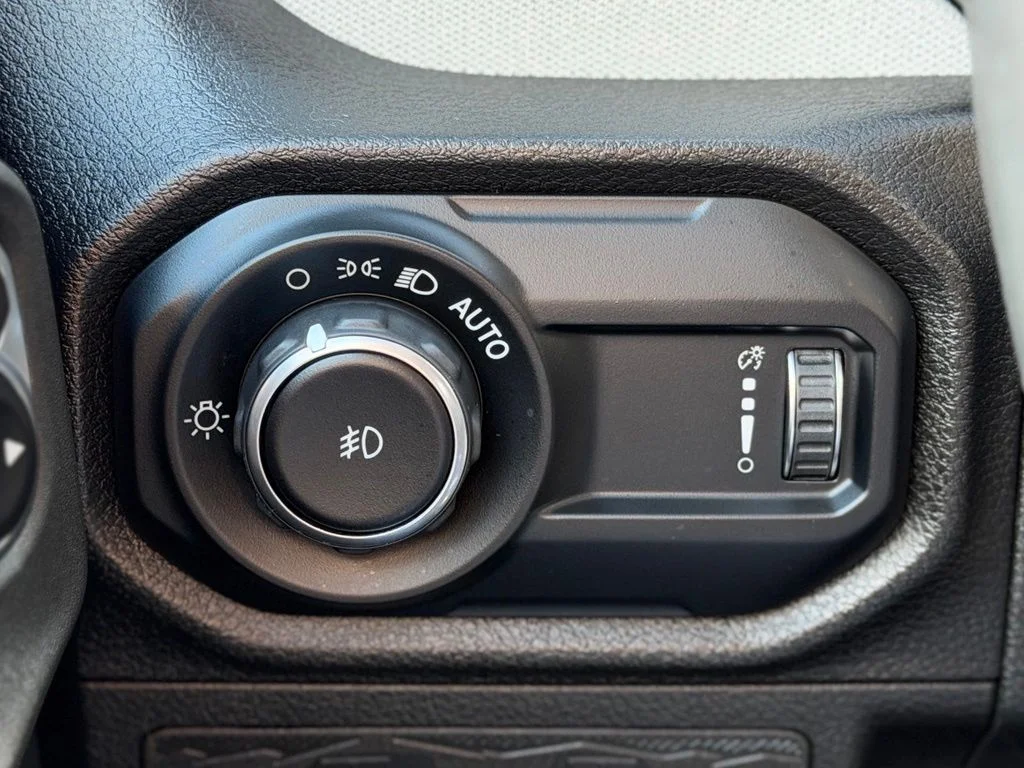 Used 2024 Black Jeep Sport S image 20