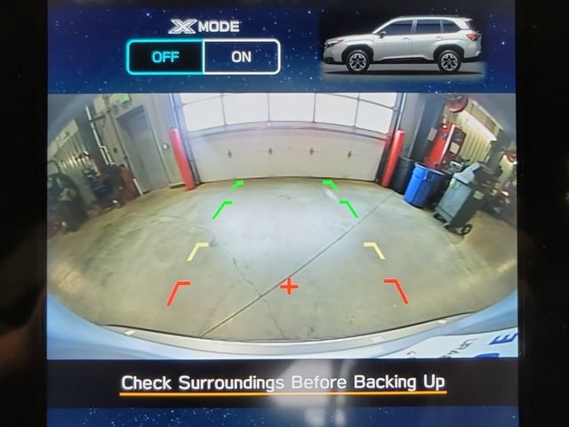 Used 2025 Ice Silver Metallic Subaru Premium image 4