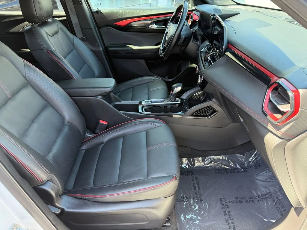Used 2024 Summit White Chevrolet RS image 16