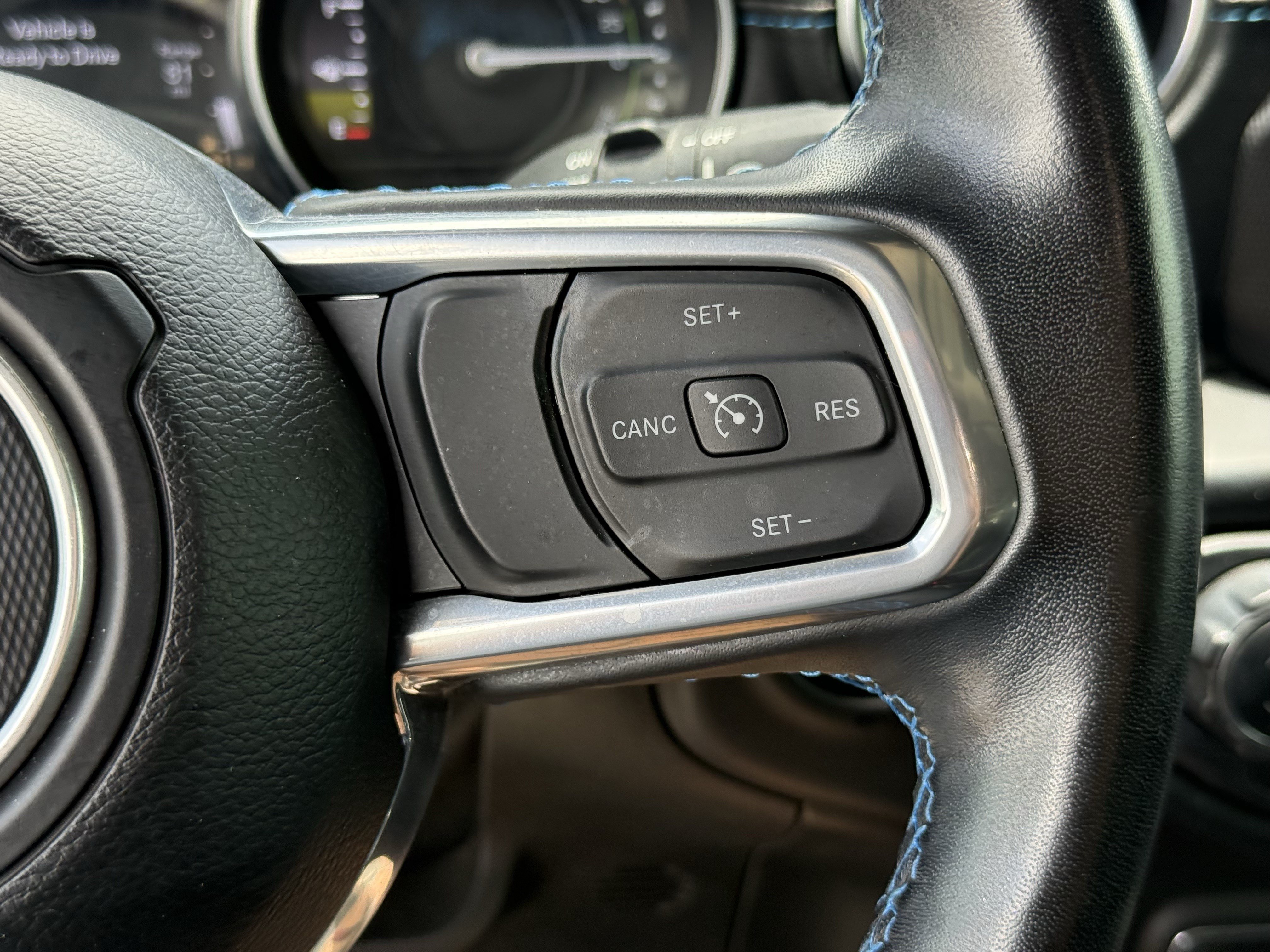 Used 2023 Silver Zynith Clearcoat Jeep  image 17