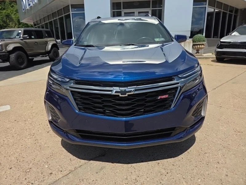 Used 2022 Blue Chevrolet RS image 2