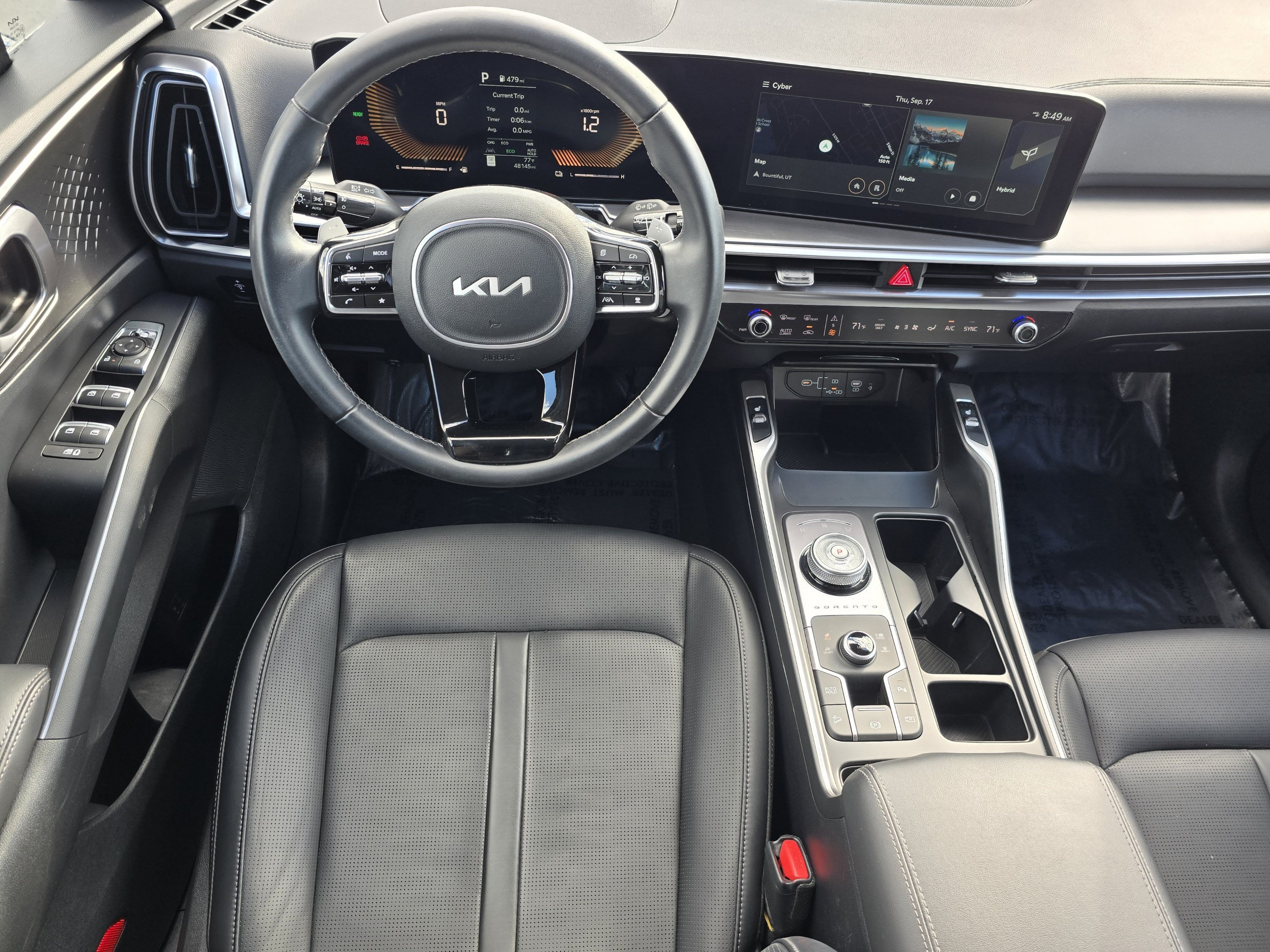 Used 2025 Interstellar Gray Kia EX image 4