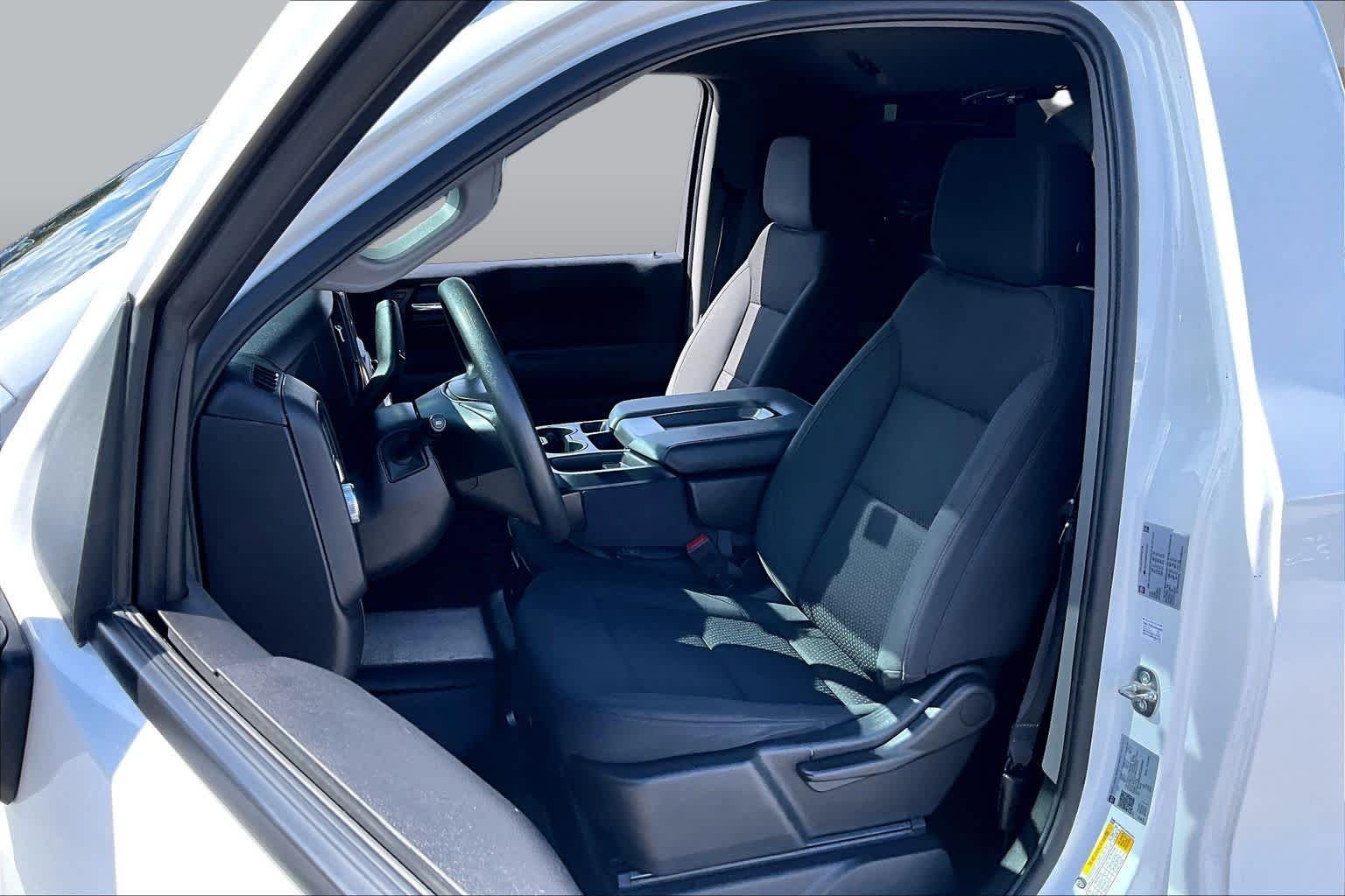 Used 2024 Summit White GMC Pro image 8