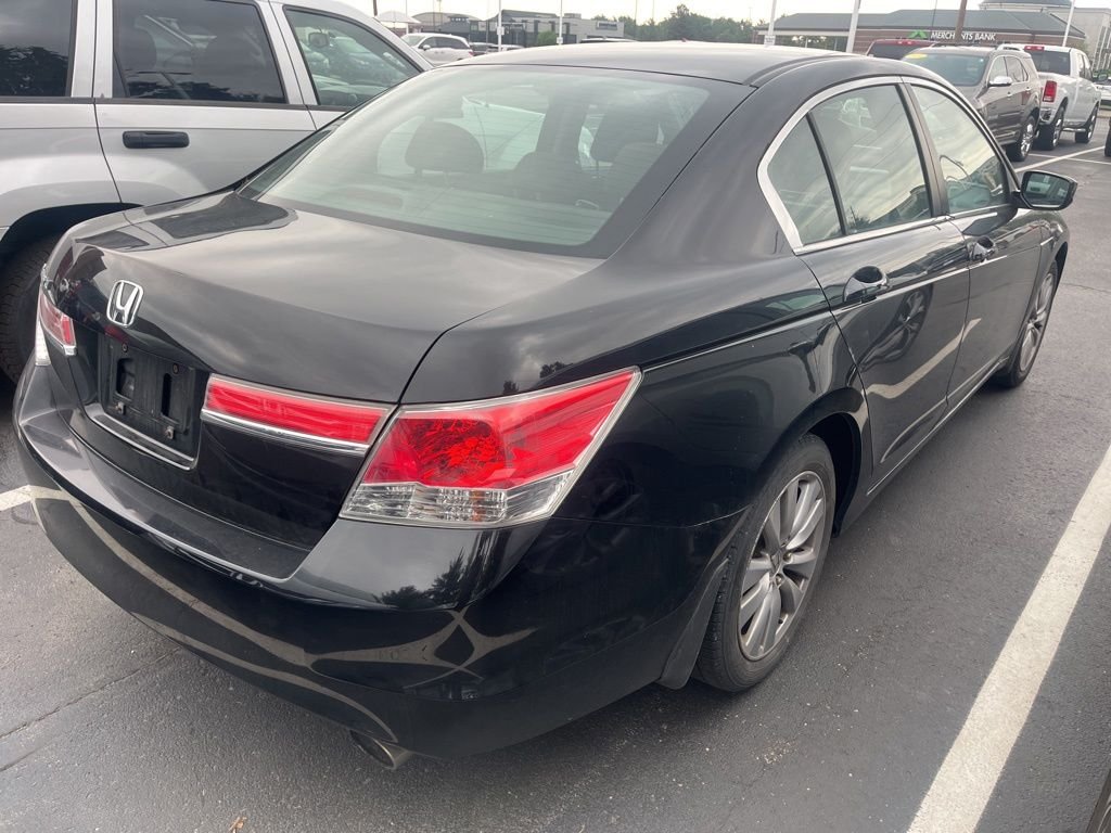 Used 2011 Crystal Black Pearl Honda EX image 4