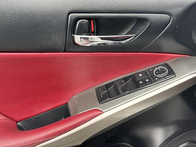 Used 2016 White Lexus 200t image 22